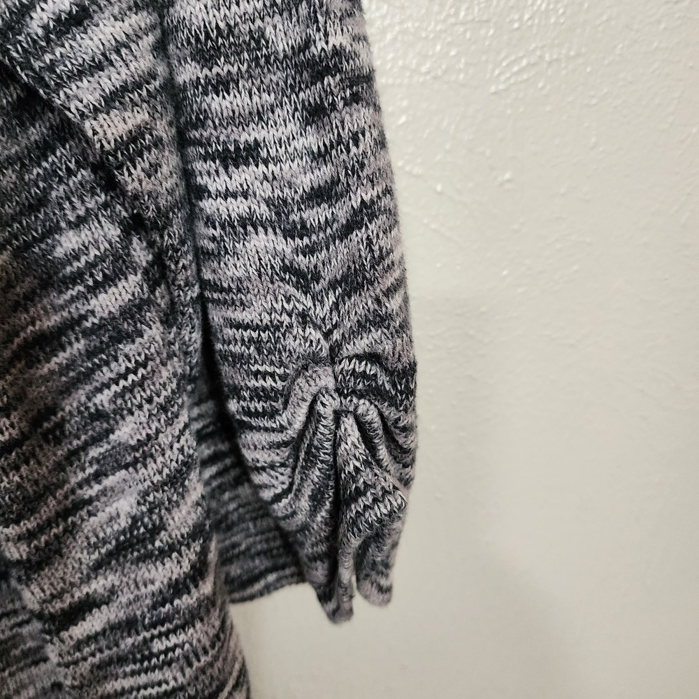 Apt 9 Knit Cardigan Hook Closure Size XL Black And White Long Sleeve - Picture 3 of 10